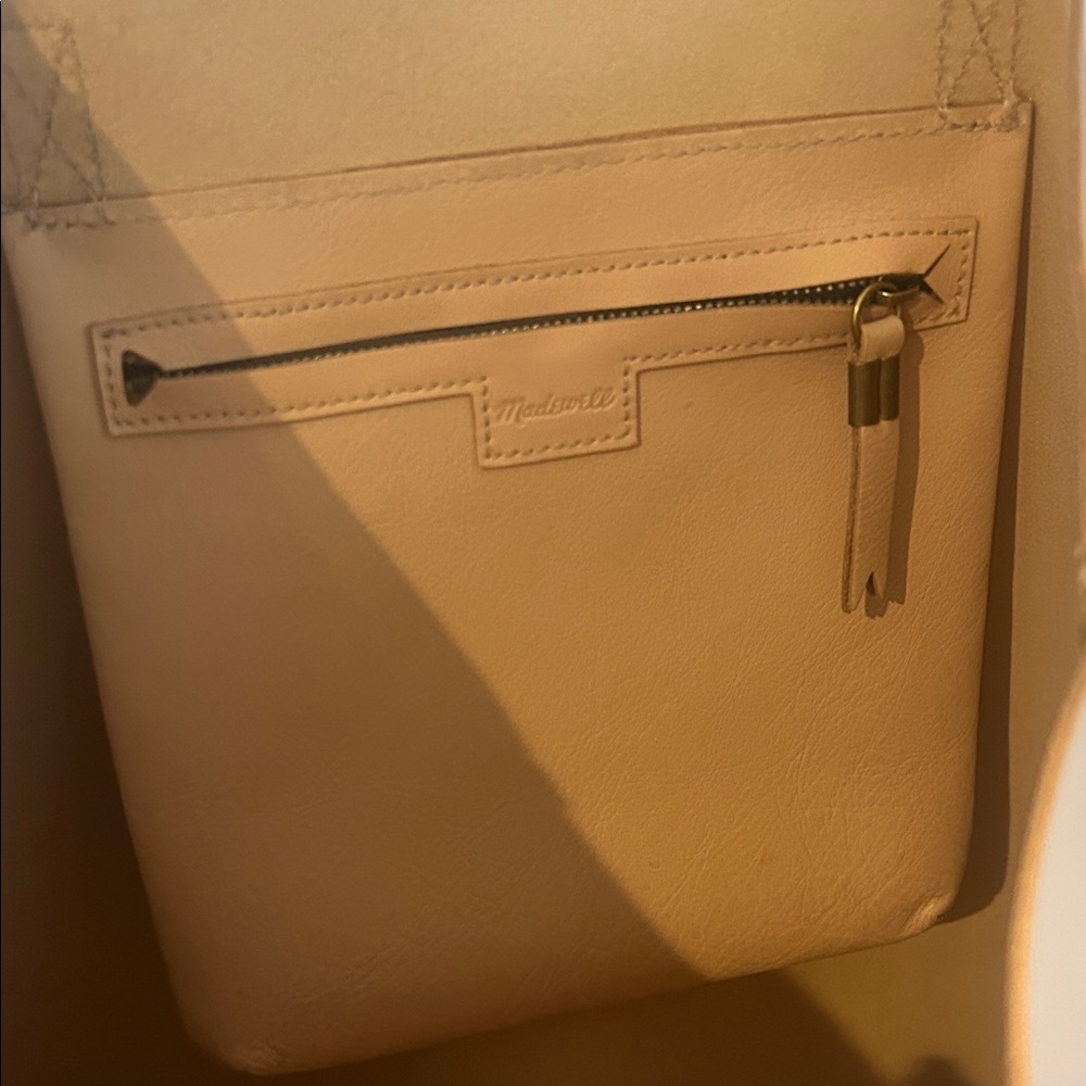 Madewell Tan Leather Tote - Picture 3 of 9